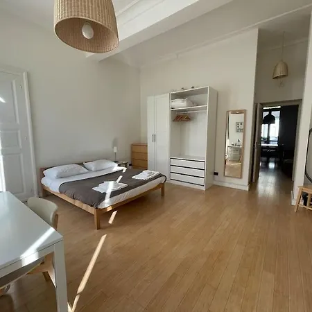 Maison Garibaldi! Apartment